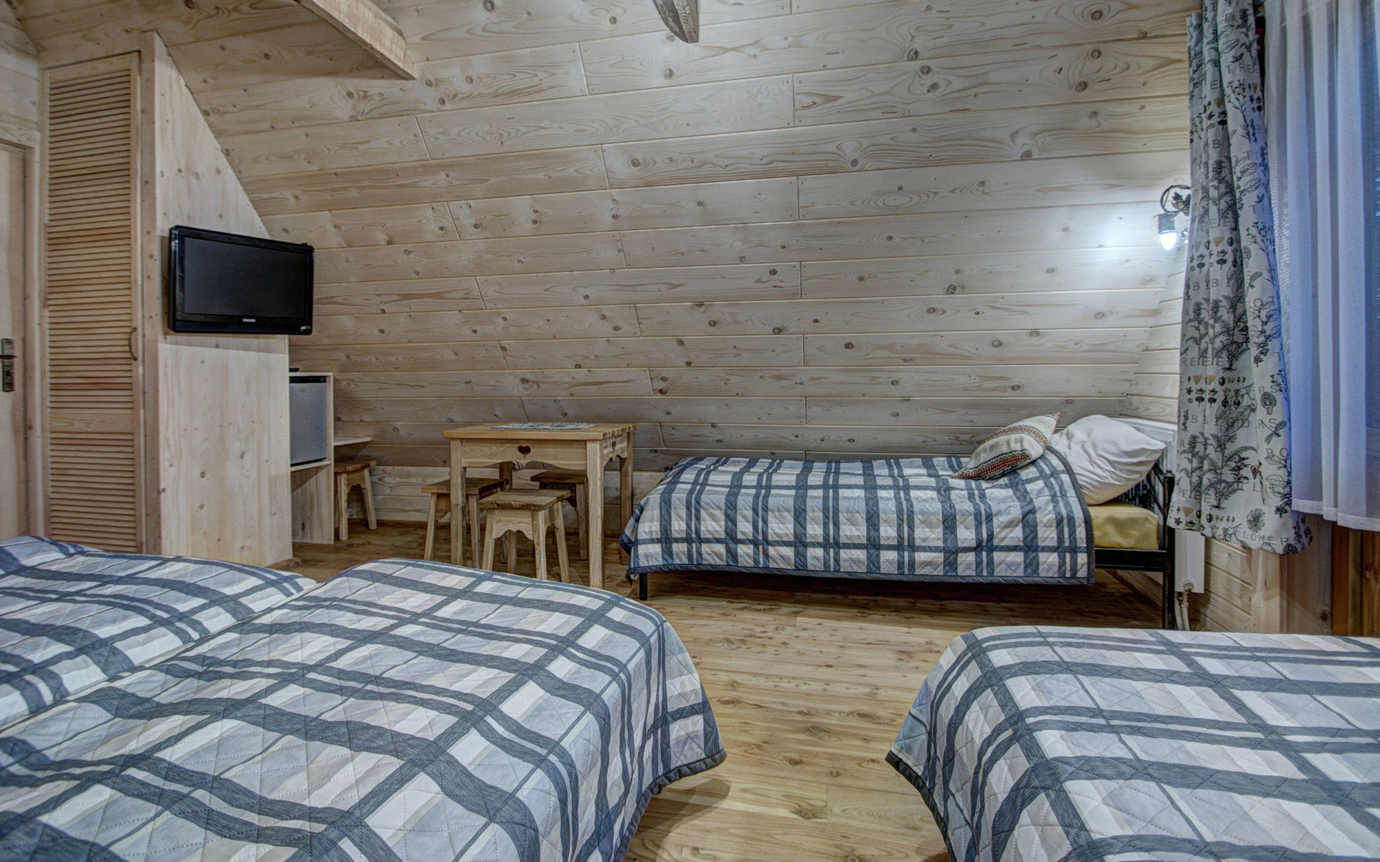 Pokoje Goscinne Swiatlomir Zakopane Exterior foto